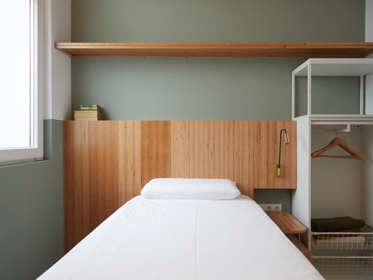 Bright Ensuite Rooms In Madrid, Sk 外观 照片