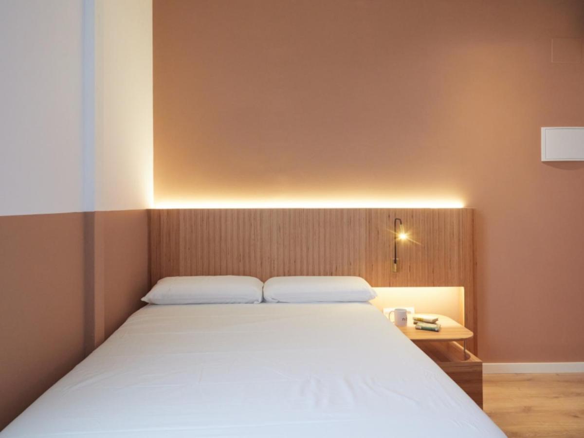 Bright Ensuite Rooms In Madrid, Sk 外观 照片
