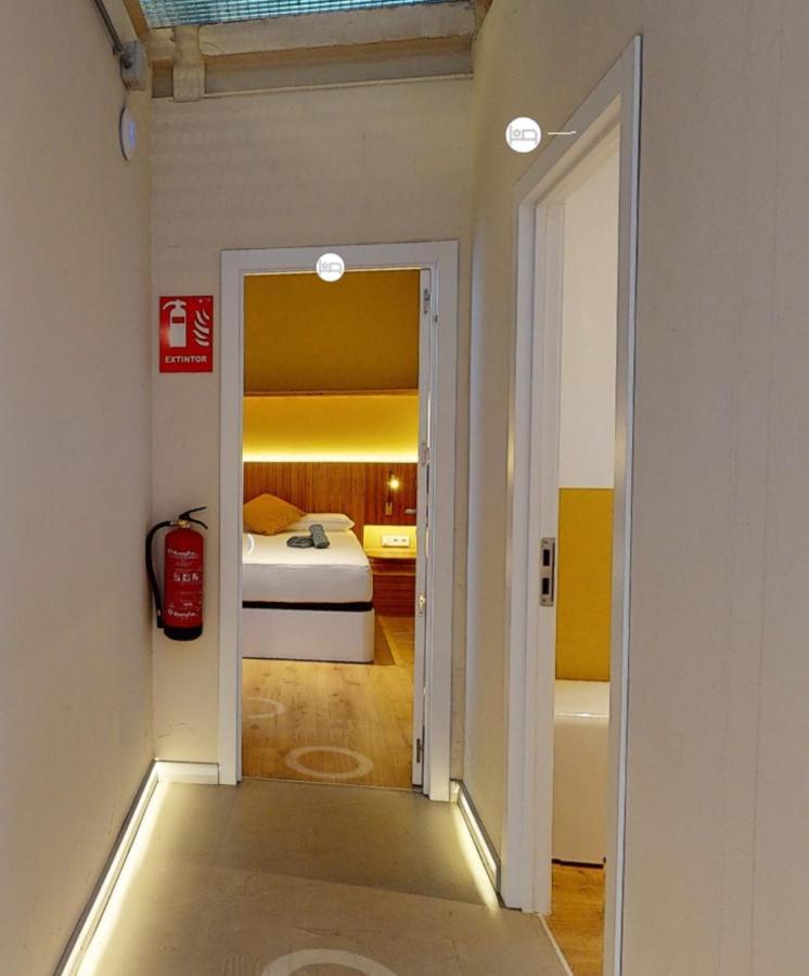 Bright Ensuite Rooms In Madrid, Sk 外观 照片