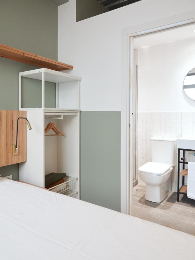 Bright Ensuite Rooms In Madrid, Sk 外观 照片